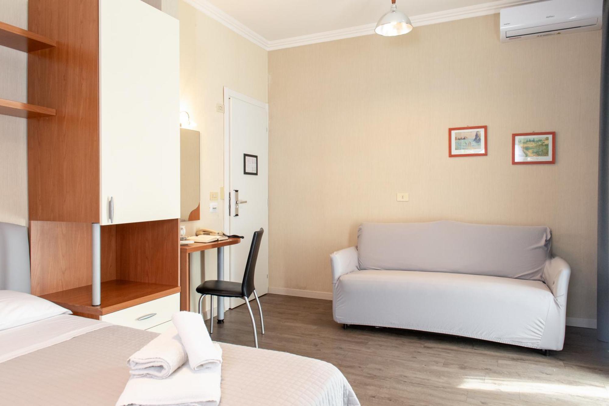 Hotel Hawaii Bed And Coffee Riccione Camera foto