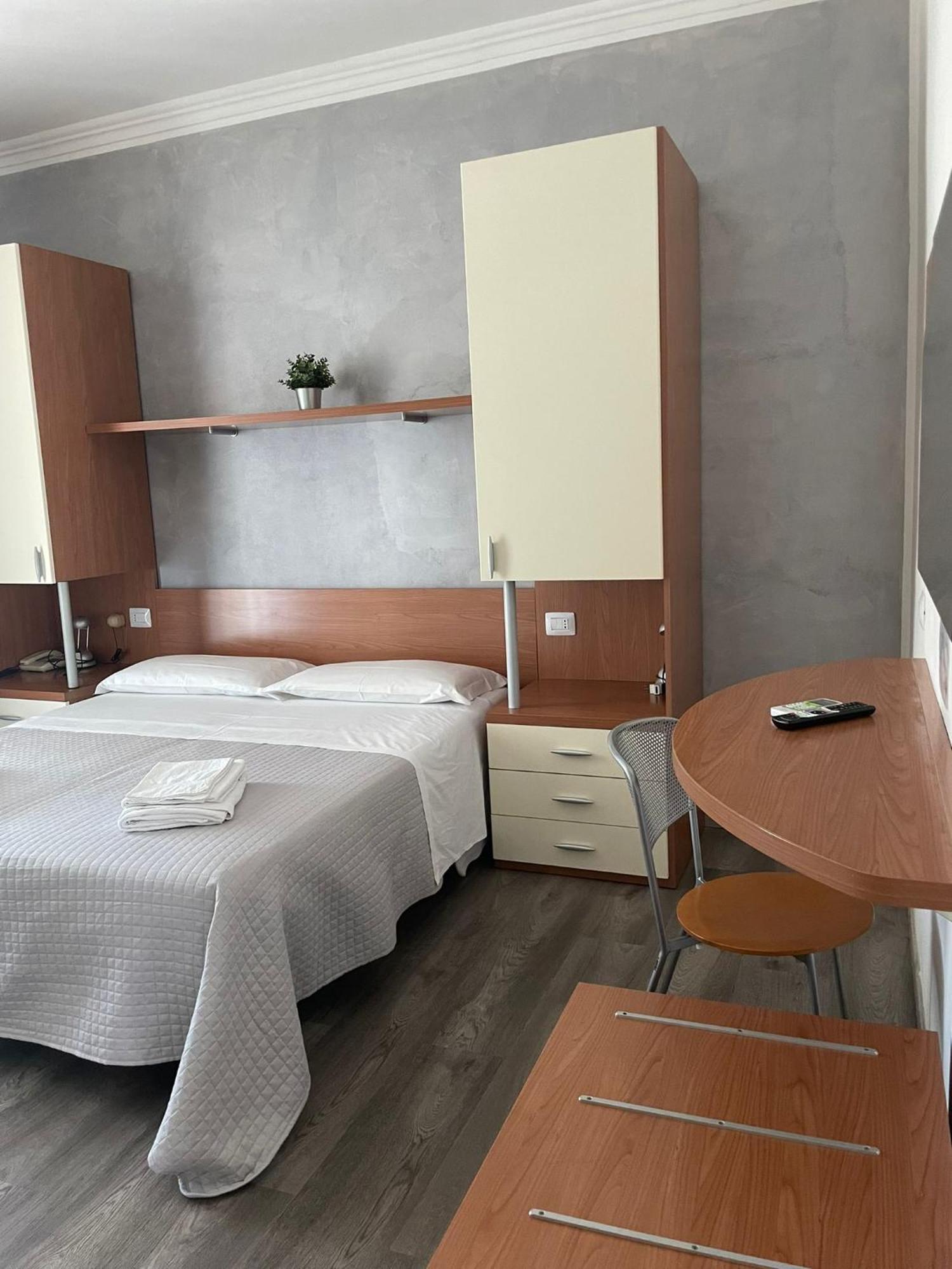 Hotel Hawaii Bed And Coffee Riccione Esterno foto